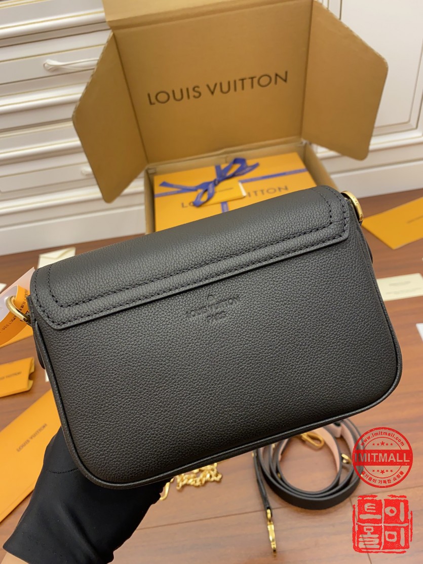 louis_vuitton_xxxxx_big_00008.jpg