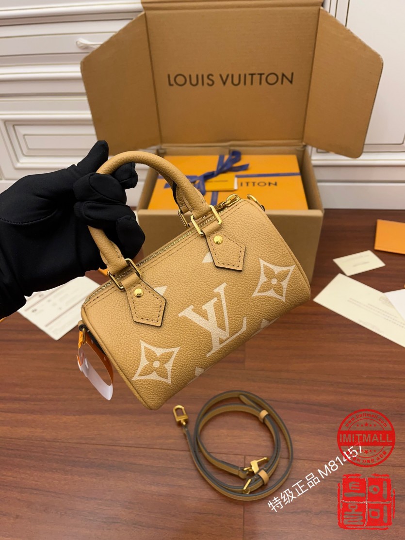 louis_vuitton_xxxxx_big_00009.jpg