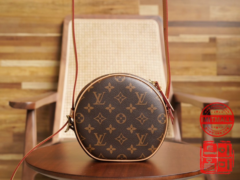 louis_vuitton_xxxxx_big_00002.jpg