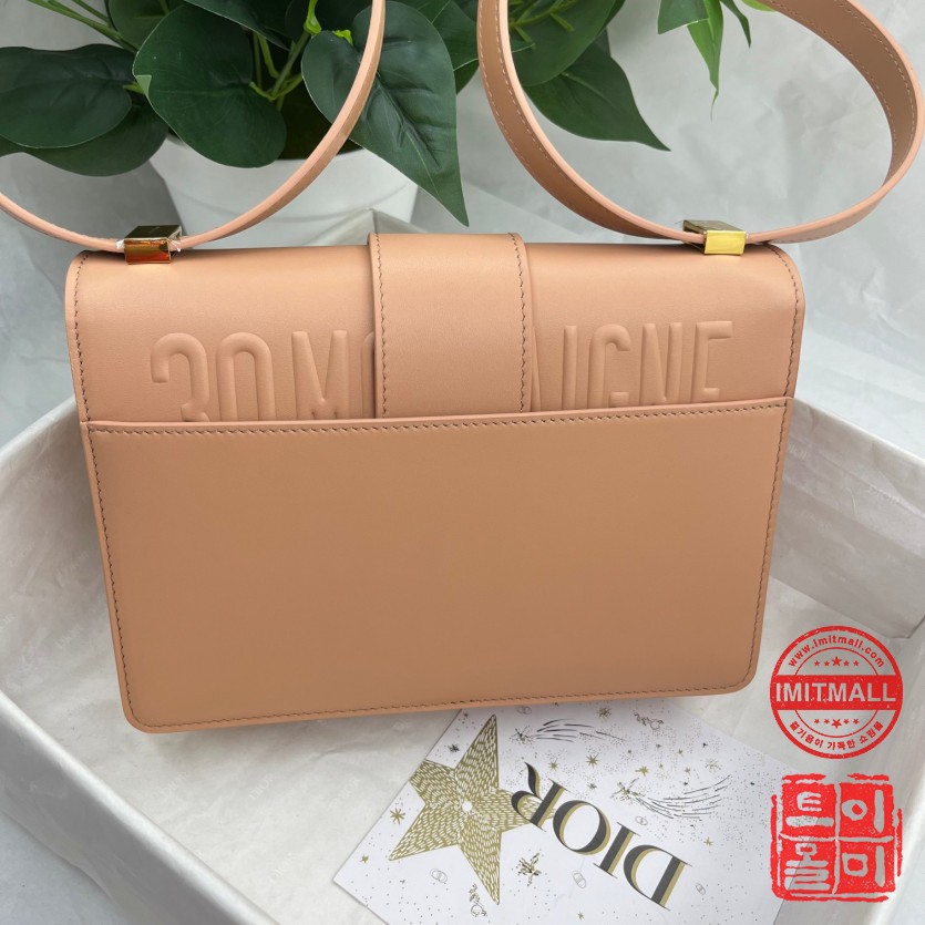 dior_xxxxx_big_00004.jpg