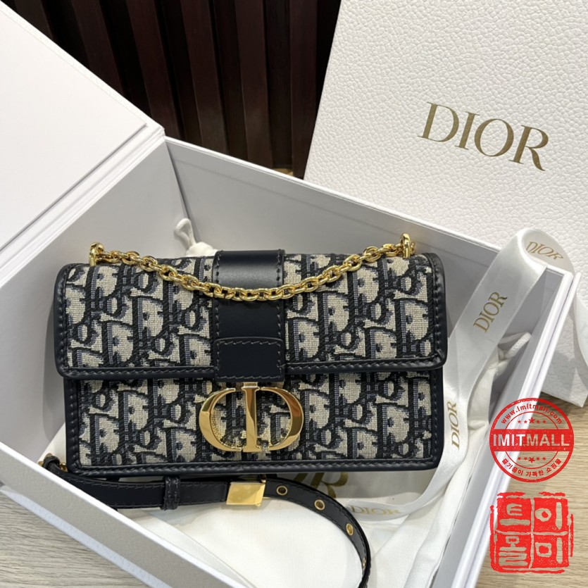 dior_xxxxx_big_00001.jpg