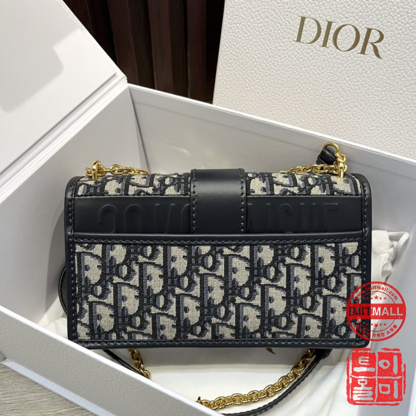 dior_xxxxx_big_00005.jpg