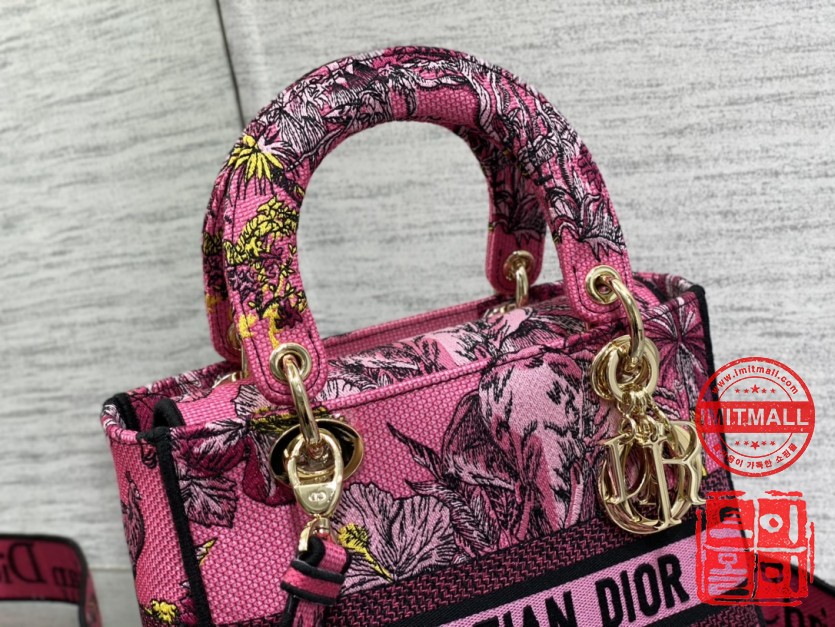 dior_xxxxx_big_00003.jpg