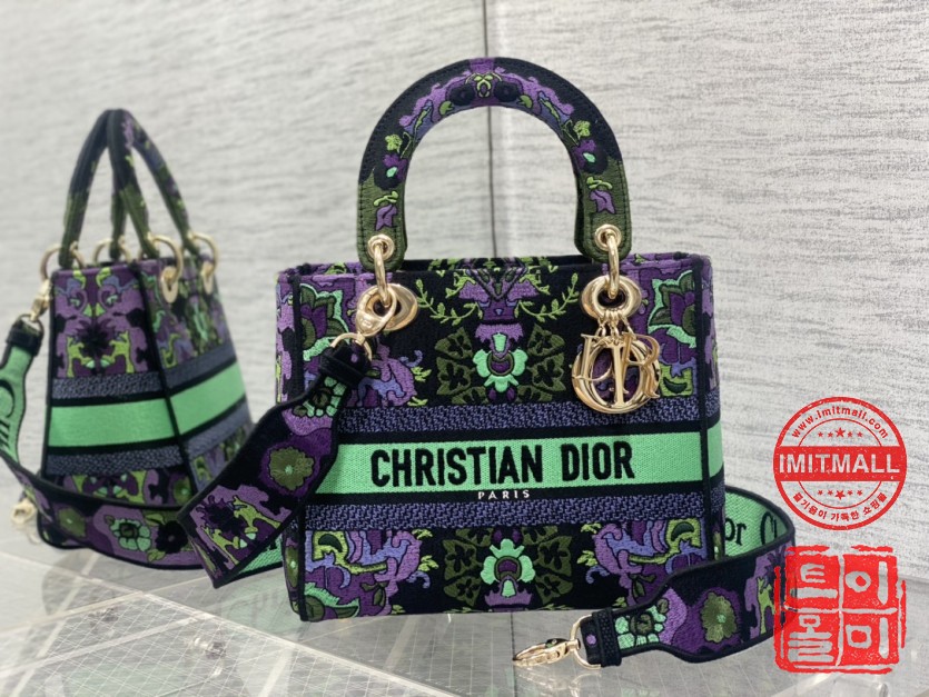 dior_xxxxx_big_00001.jpg