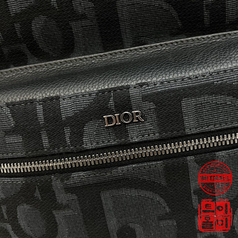 dior_xxxxx_big_00005.jpg