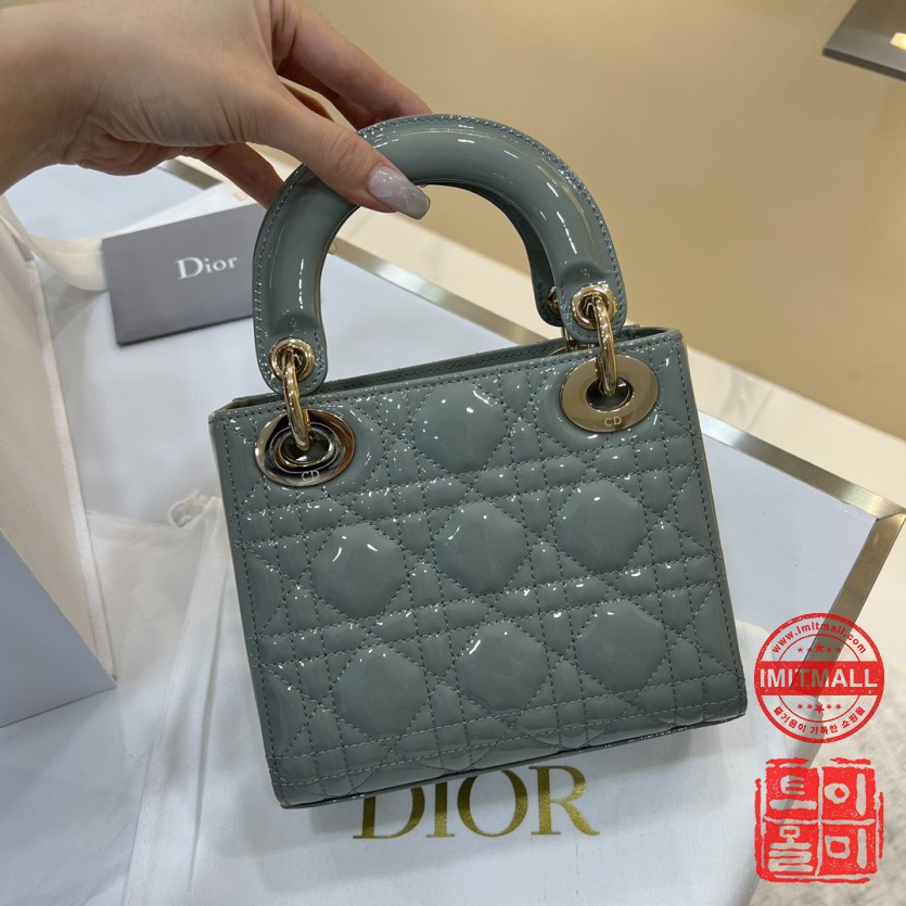dior_xxxxx_big_00002.jpg