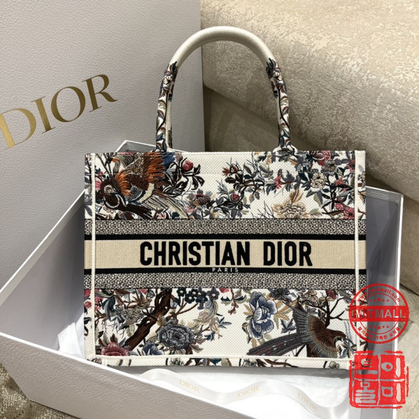 dior_xxxxx_big_00002.jpg