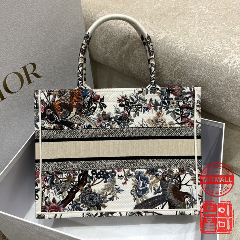 dior_xxxxx_big_00009.jpg