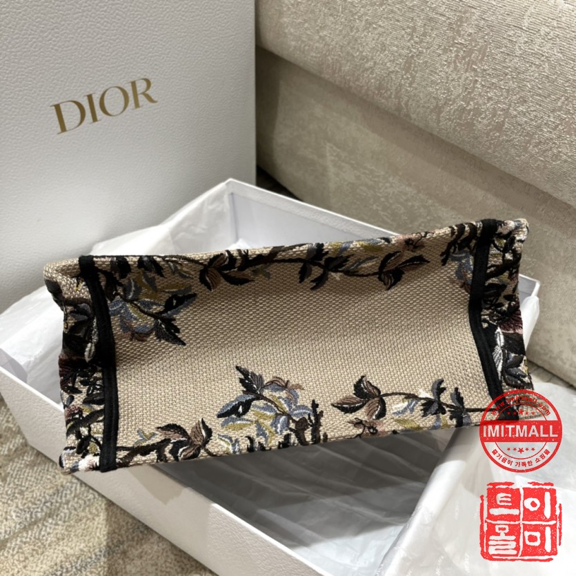 dior_xxxxx_big_00006.jpg