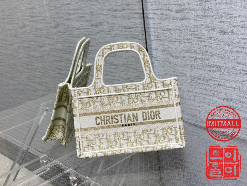 dior_xxxxx_big_00010.jpg