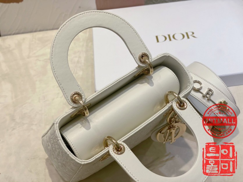 dior_xxxxx_big_00008.jpg