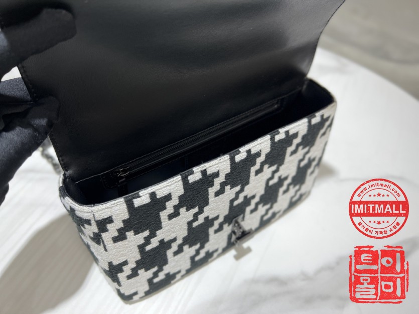 dior_xxxxx_big_00009.jpg