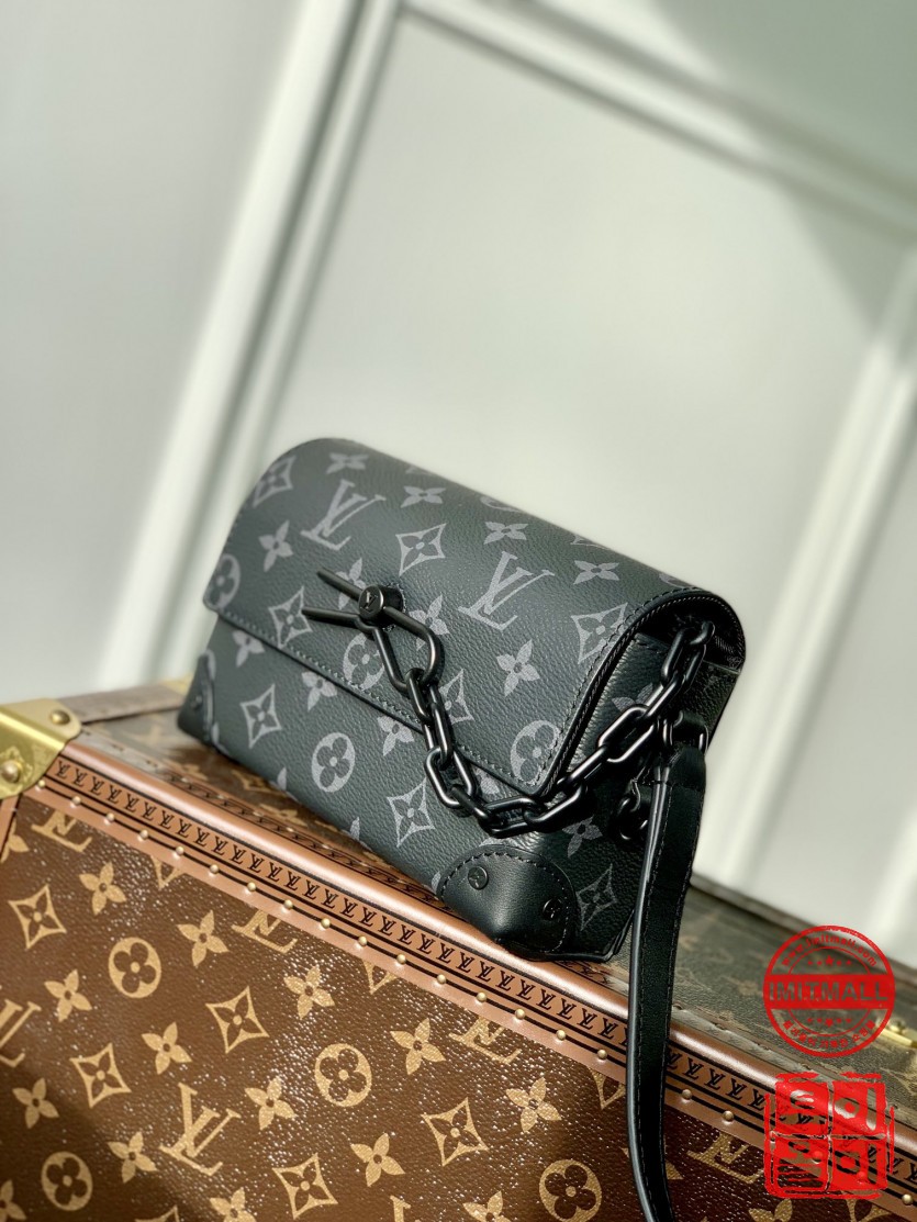 louis_vuitton_xxxxx_big_00003.jpg