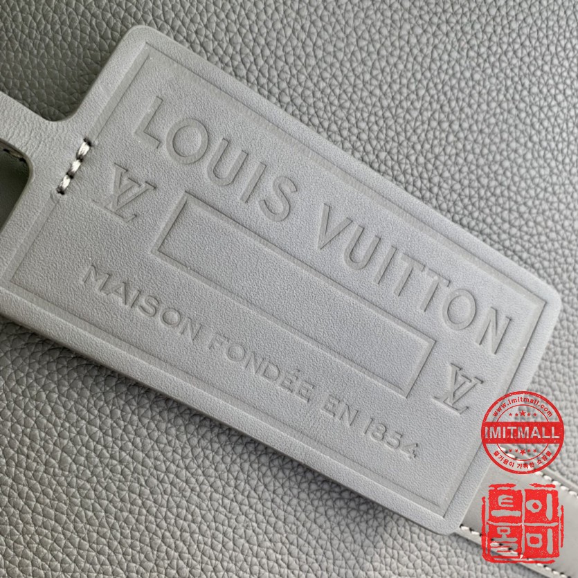 louis_vuitton_xxxxx_big_00005.jpg