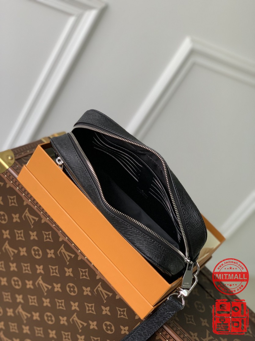 louis_vuitton_xxxxx_big_00008.jpg