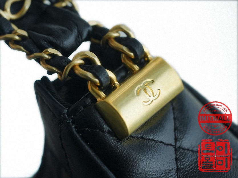 chanel_xxxxx_big_00011.jpg