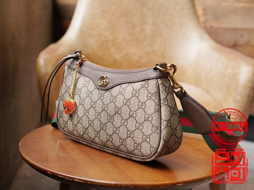 gucci_xxxxx_big_00006.jpg