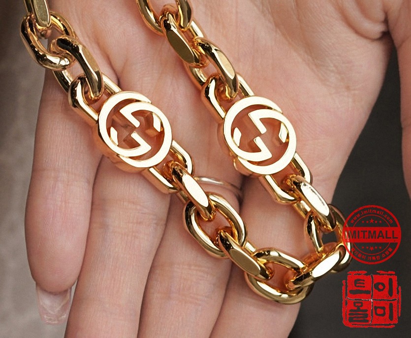 gucci_xxxxx_big_00013.jpg