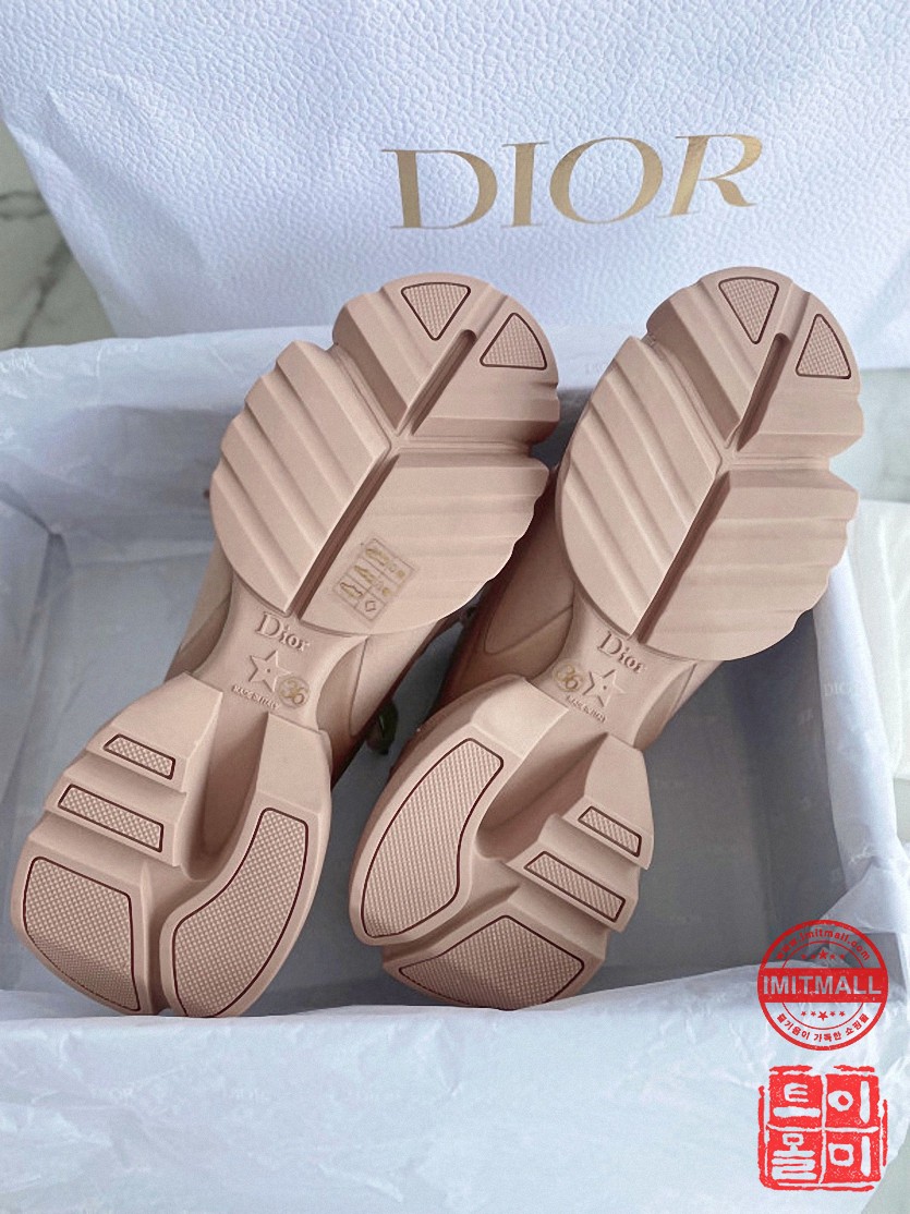dior_xxxxx_big_00009.jpg