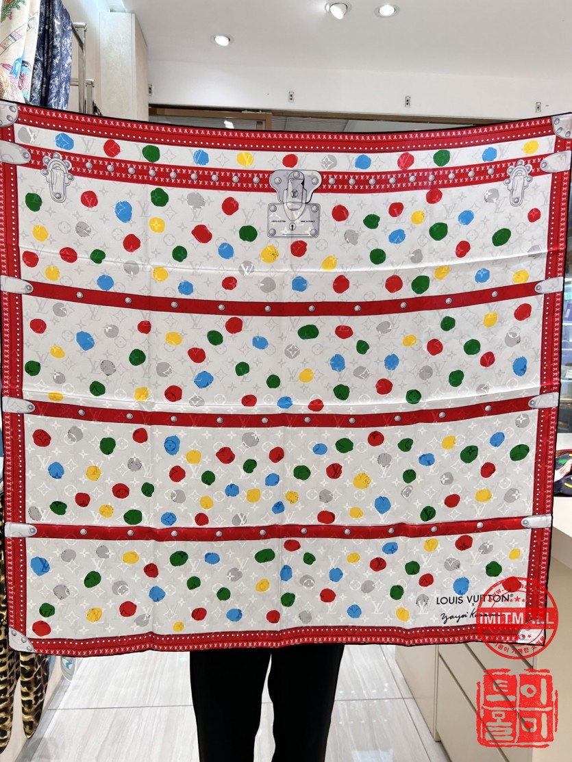 louis_vuitton_xxxxx_big_00002.jpg