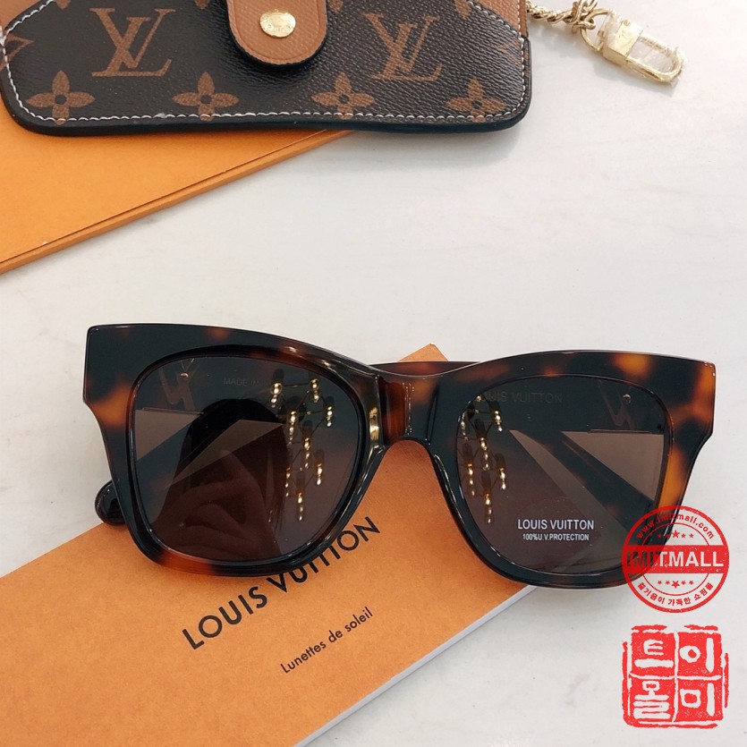 louis_vuitton_xxxxx_big_00004.jpg