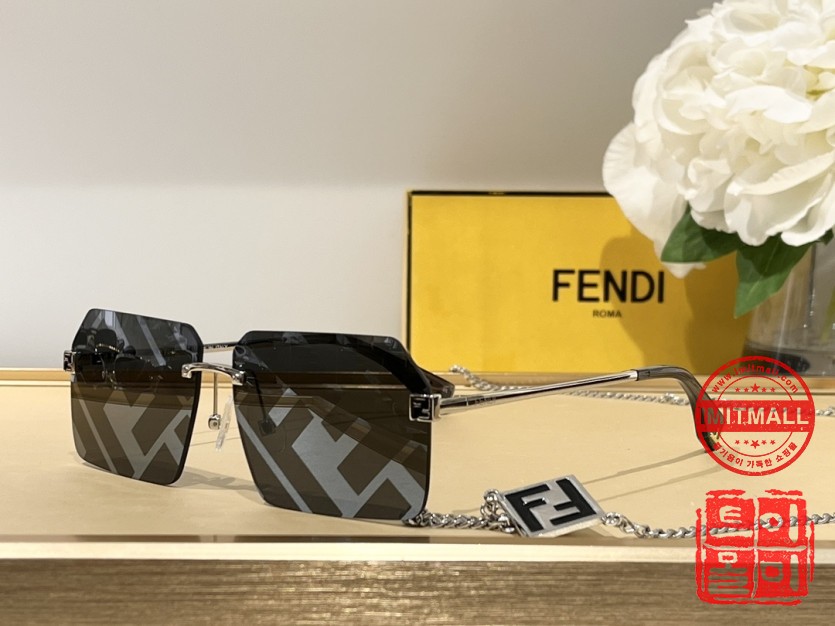 fendi_xxxxx_big_00001.jpg