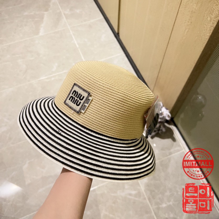 miumiu_xxxxx_big_00003.jpg