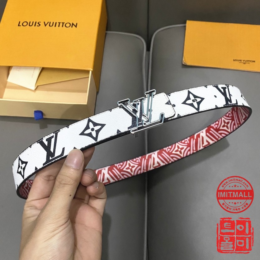 louis_vuitton_xxxxx_big_00024.jpg