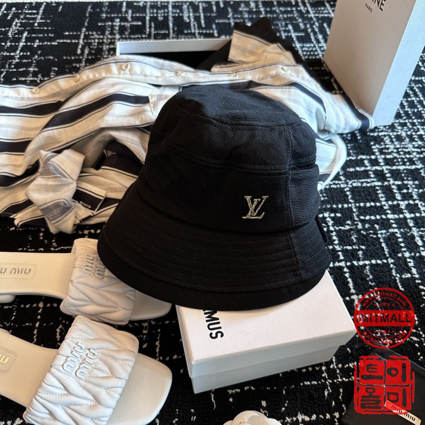 louis_vuitton_xxxxx_big_00008.jpg