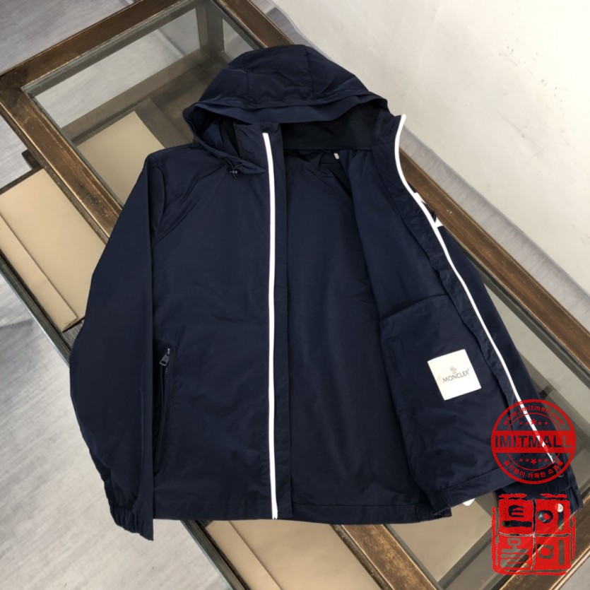 moncler_xxxxx_big_00024.jpg