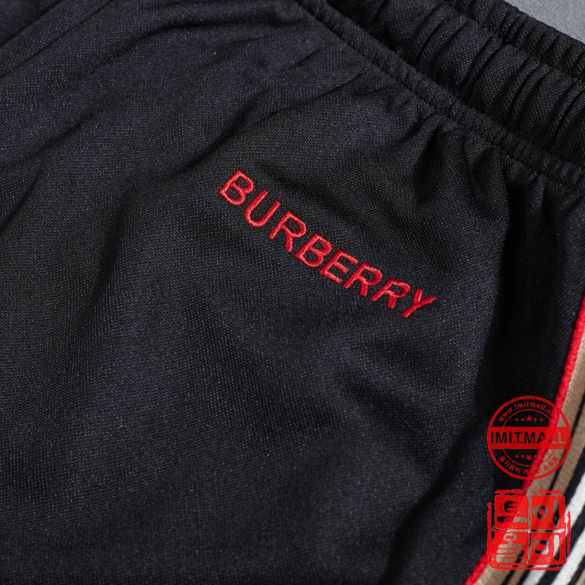 burberry_xxxxx_big_00008.jpg