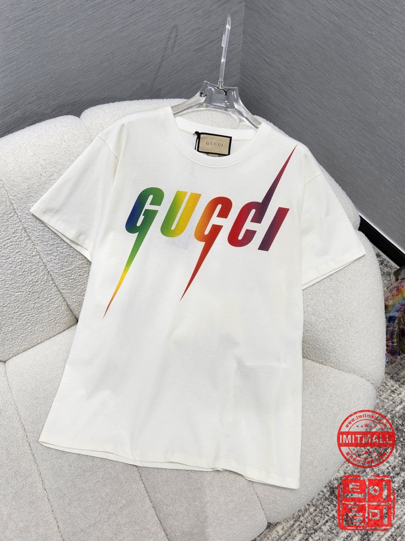 gucci_xxxxx_big_00011.jpg