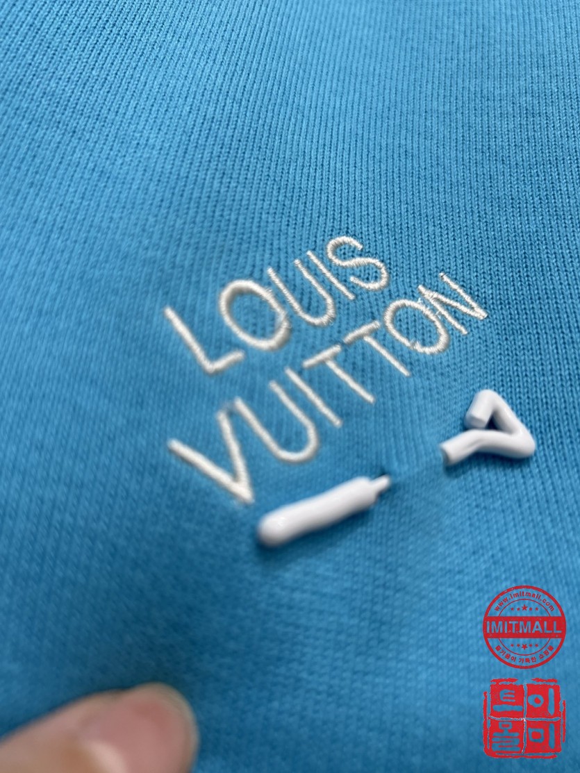 louis_vuitton_xxxxx_big_00014.jpg