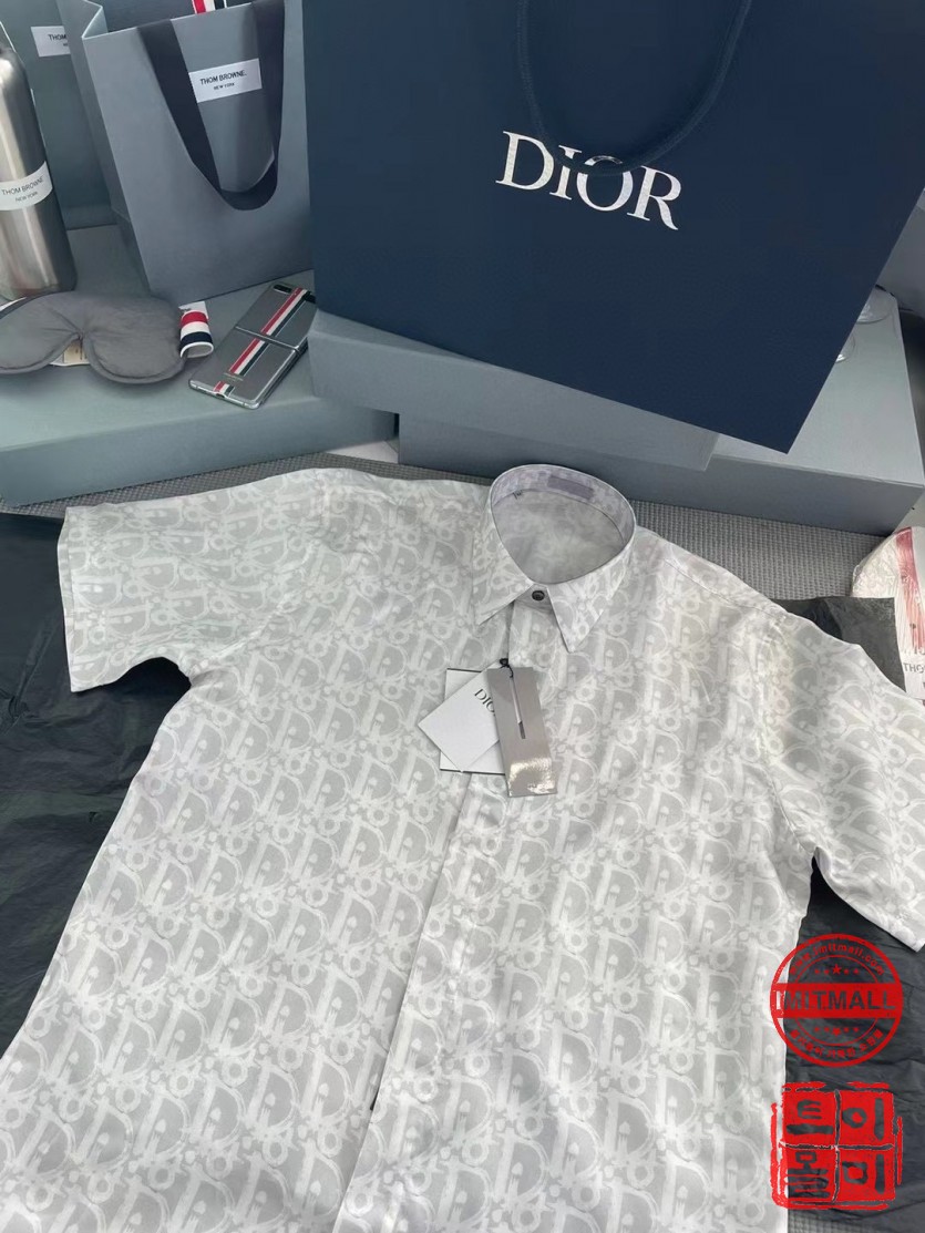 dior_xxxxx_big_00001.jpg