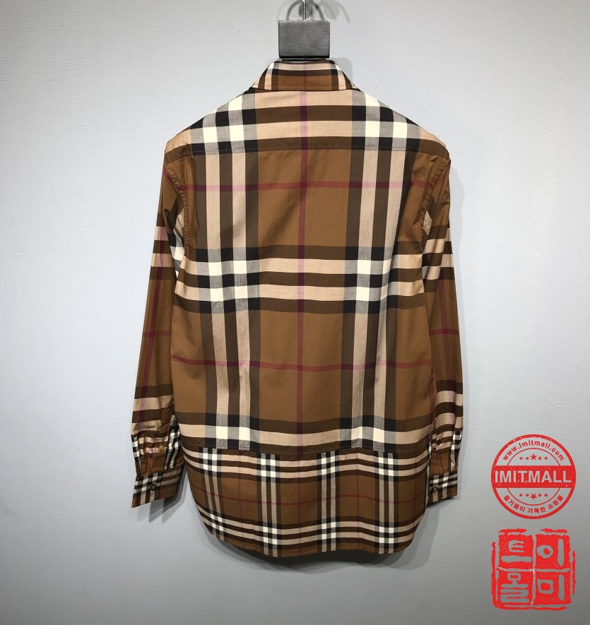 burberry_xxxxx_big_00002.jpg