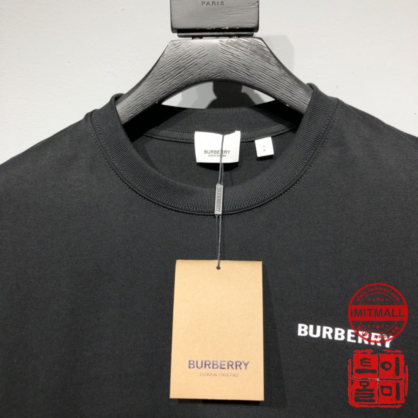 burberry_xxxxx_big_00003.jpg