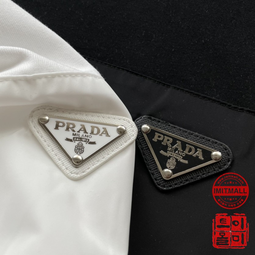 prada_xxxxx_big_00007.jpg