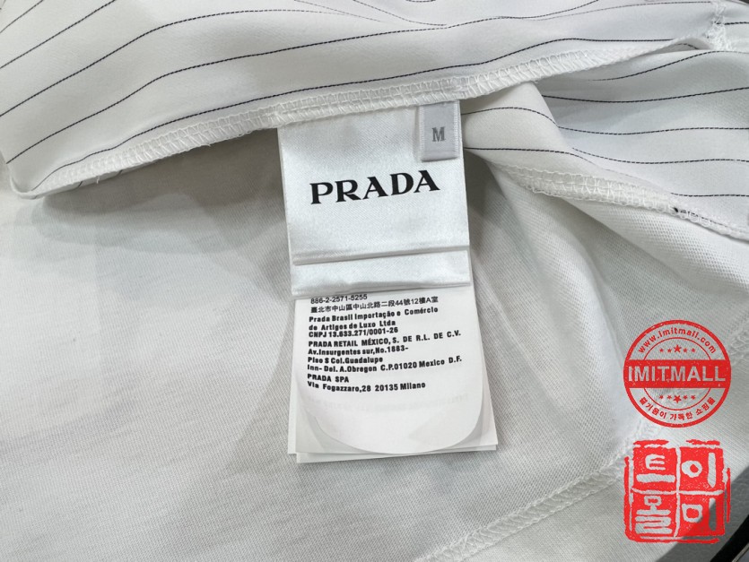 prada_xxxxx_big_00004.jpg