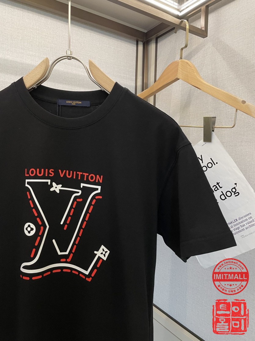 louis_vuitton_xxxxx_big_00005.jpg