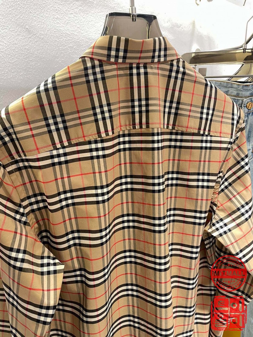 burberry_xxxxx_big_00008.jpg