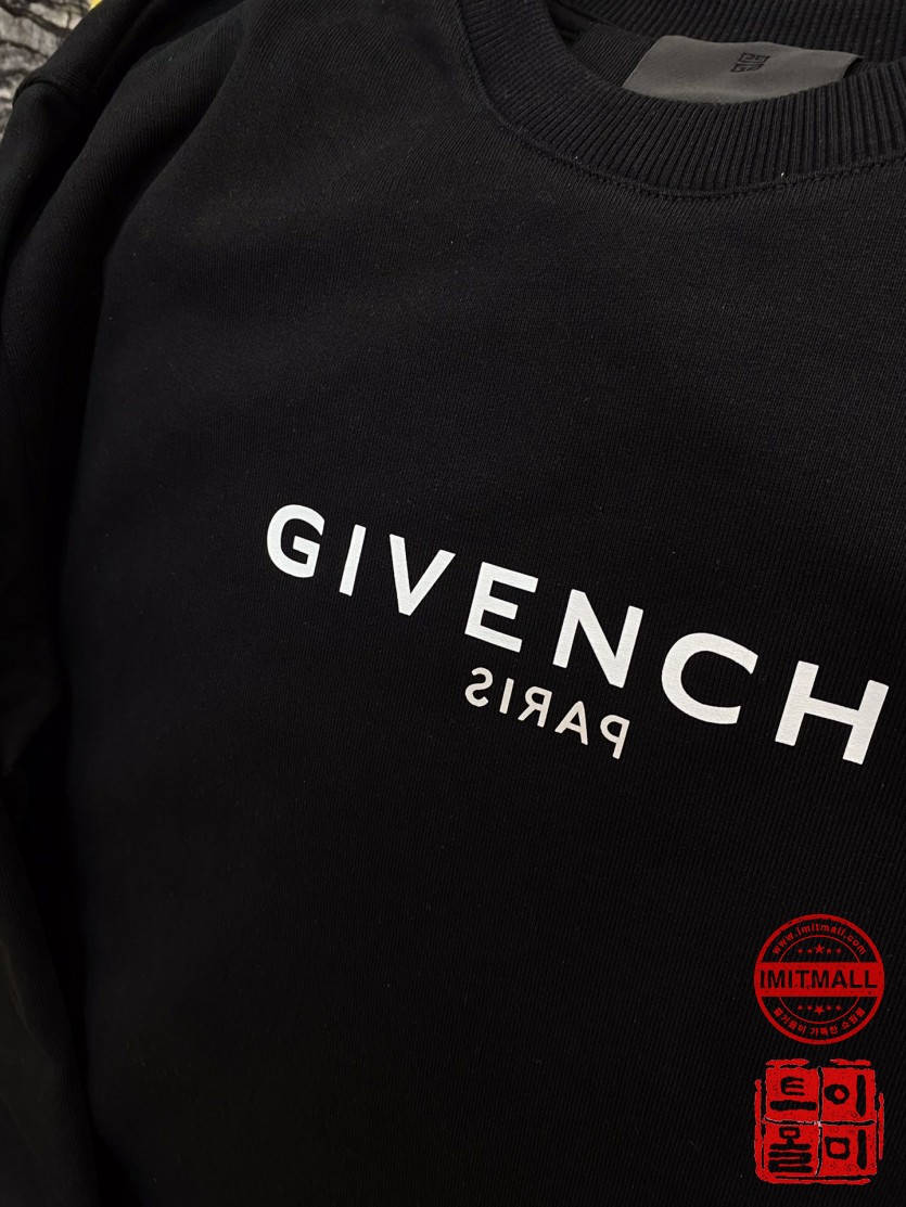 givenchy_xxxxx_big_00009.jpg