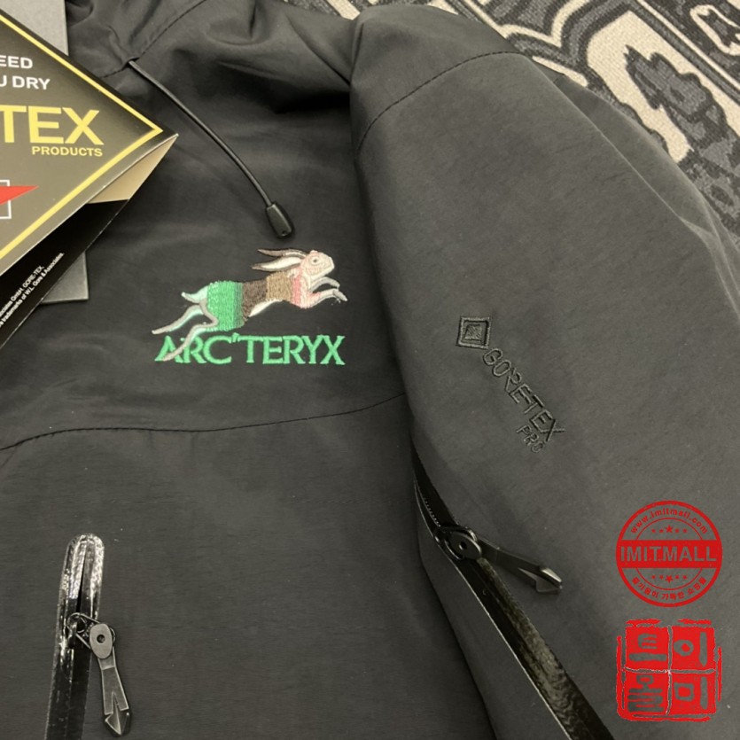 arcteryx_xxxxx_big_00005.jpg