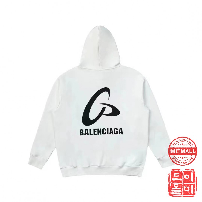 balenciaga_xxxxx_big_00001.jpg