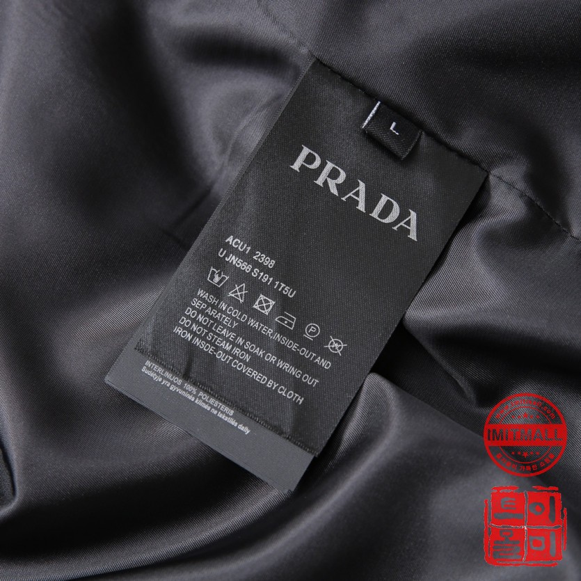 prada_xxxxx_big_00007.jpg