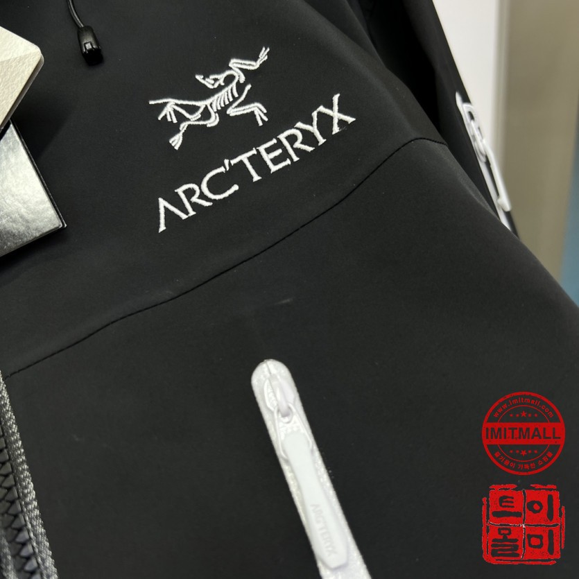 arcteryx_xxxxx_big_00007.jpg