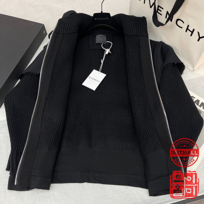 givenchy_xxxxx_big_00005.jpg