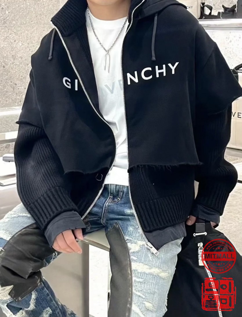 givenchy_xxxxx_big_00013.jpg