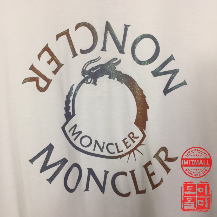 moncler_xxxxx_big_00005.jpg