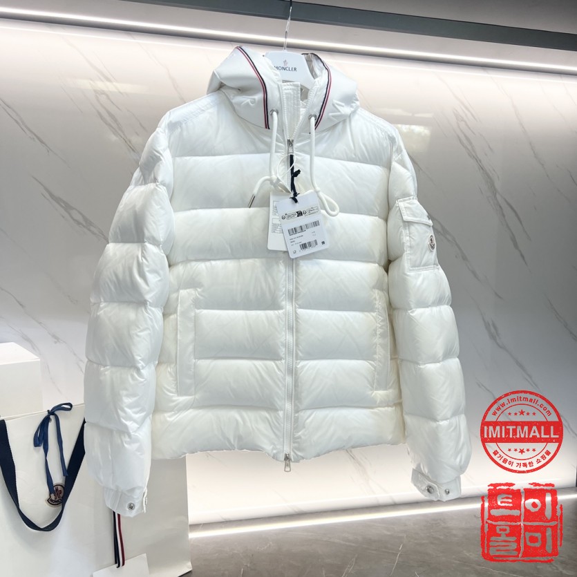 moncler_xxxxx_big_00003.jpg