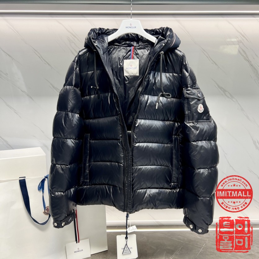 moncler_xxxxx_big_00004.jpg